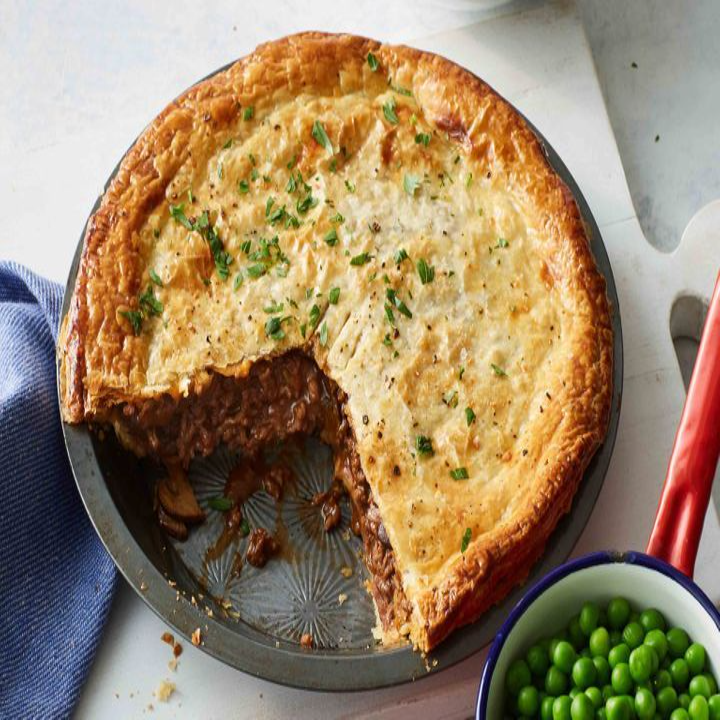 Appin Bakery Minced Steak & Mushroom Pie - Family Size