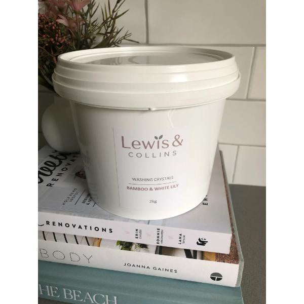 Lewis & Collins Washing Crystals 2kg - Bamboo & White Lily