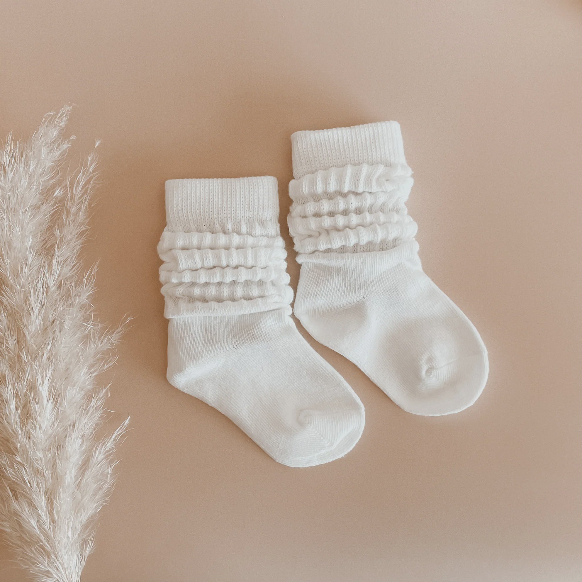 Blossom & Pear Scrunch Socks - One Size - Milk