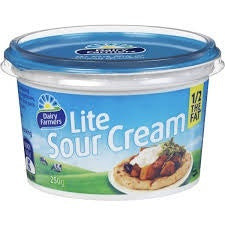 Dairy Farmers Lite Sour Cream 250g